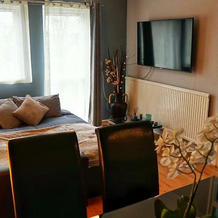 North London Apartment - 埃德蒙顿 外观 照片